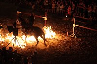 Bild: Hochprofessionelle Reitershow mit "Wenzel Ritterspiele"