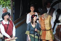 Zwei Tage lang feierten die Langensalzaer mit ihren Gästen aus nah und fern ihr 30. Mittelalterstadtfest Bild: Zwei Tage lang feierten die Langensalzaer mit ihren Gästen aus nah und fern ihr 30. Mittelalterstadtfest