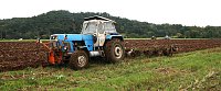 Bild: Landwirt Friedrich Wilhelm Steinemann aus Berga voll im Einsatz
