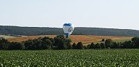 Landung eines Heißluftballons in der Goldenen Aue Bild: Landung eines Heißluftballons in der Goldenen Aue