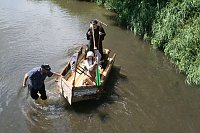 13. Badewannenrennen in Bennungen Bild: 13. Badewannenrennen in Bennungen