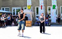 Mit großem Spaß,tanzten sich die Uderlebener Schüler in die Ferien Bild: Mit großem Spaß,tanzten sich die Uderlebener Schüler in die Ferien