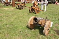 Kanonendonner auf der Pfalz Tilleda Bild: Kanonendonner auf der Pfalz Tilleda