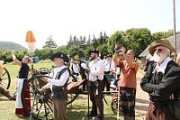 Kanonendonner auf der Pfalz Tilleda Bild: Kanonendonner auf der Pfalz Tilleda