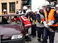 Rettungsarbeiten vor Ort Bild: Rettungsarbeiten vor Ort