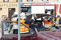 Rettungsarbeiten vor Ort Bild: Rettungsarbeiten vor Ort