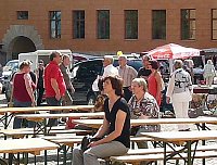 Bild: Getanzte Modenschau