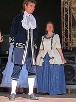Bild: Getanzte Modenschau