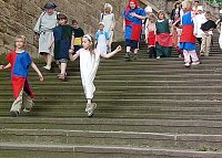 Bild: Kindermitteolalterf&uuml;hrung