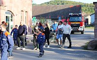 Bild: Aufstellung des Maibaums in Kelbra