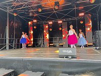 Die Tänzerinnen des Tanzstudios Radeva begeisterten beim Residenzfest in Sondershausen. Bild: Die Tänzerinnen des Tanzstudios Radeva begeisterten beim Residenzfest in Sondershausen.