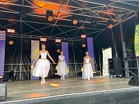 Die Tänzerinnen des Tanzstudios Radeva begeisterten beim Residenzfest in Sondershausen. Bild: Die Tänzerinnen des Tanzstudios Radeva begeisterten beim Residenzfest in Sondershausen.