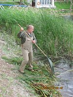 Arbeitseinsatz im Schwimmbad Bild: Arbeitseinsatz im Schwimmbad