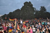 Public Viewing auf den Petersberg Bild: Public Viewing auf den Petersberg