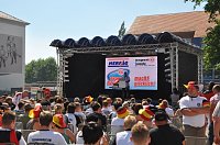 Bild: Public Viewing auf den Petersberg