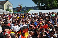 Bild: Public Viewing auf den Petersberg