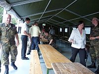 Lieberknecht bei Bundeswehr Bild: Lieberknecht bei Bundeswehr