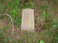 Vergessene Grenzsteine Bild: Vergessene Grenzsteine