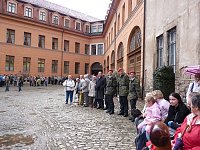 Bild: Platzkonzert im Schlosshof