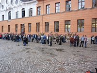 Bild: Platzkonzert im Schlosshof