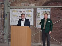 Bild: Offene T&uuml;r Cruciskirche