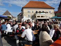 Bild: Weinfest am Nachmittag