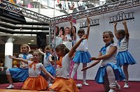 Bild: Buntes Programm zum FAMILIENTAG in der Galerie