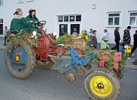 Bild: Umzug Bauernheer