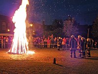 Bild: Feuerschau zum Bauernmarkt