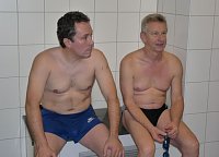 Bild: 24 Stunden Schwimmen begonnen