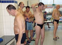 Bild: 24 Stunden Schwimmen begonnen