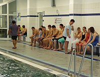 Bild: 24 Stunden Schwimmen begonnen