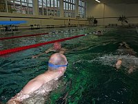 Bild: 24 Stunden Schwimmen begonnen