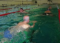 Bild: 24 Stunden Schwimmen begonnen