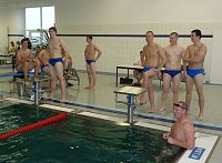 Bild: 24 Stunden Schwimmen begonnen