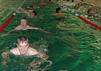 Bild: 24 Stunden Schwimmen begonnen