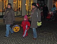 Bild: Laternenumzug und Feuerschau
