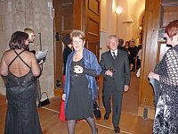 Bild: Schlossball er&ouml;ffnet