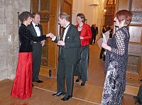 Bild: Schlossball er&ouml;ffnet