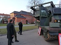 Zu Besuch in Kaserne Bild: Zu Besuch in Kaserne