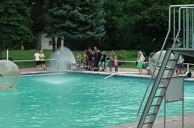 Bild: Information zur Schwimmbadsaison 2015