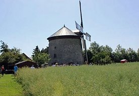 Bild: M&uuml;hle Erna erwartet Sie!