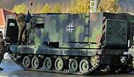 Bild: Offene T&uuml;r bei der Bundeswehr