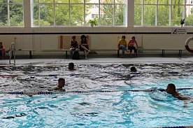Bild: Vorbereitung Kreisjugendspiele im Schwimmen