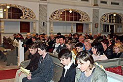 Bild: Konfirmation in der Unterkirche Bad Frankenhausen