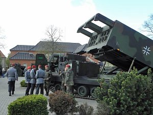 Offene Tür bei Bundeswehr