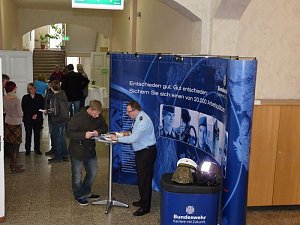Wir stellen uns vor (1)