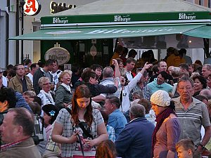 Noch mehr Biertischgarnituren n&ouml;tig