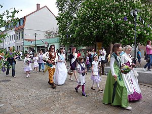 Fliederfest gestartet