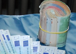 Drogen und Bargeld wurden sichergestellt